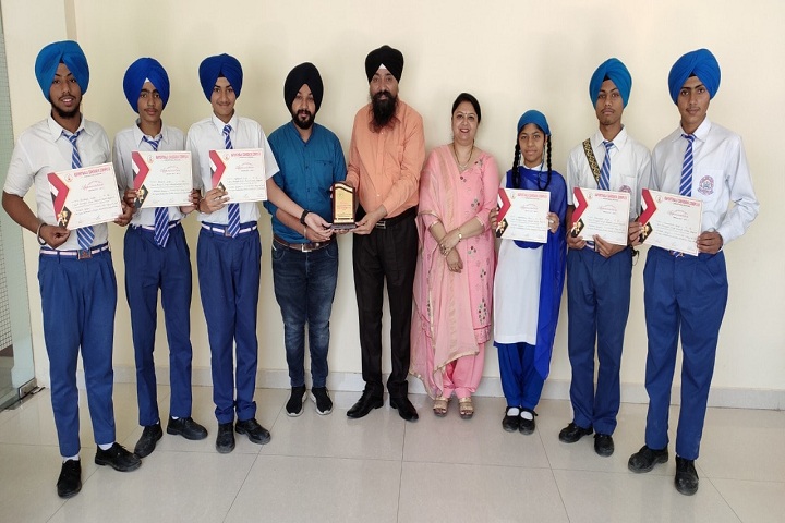Sant Pranpal Singh Convent School-Merit Students