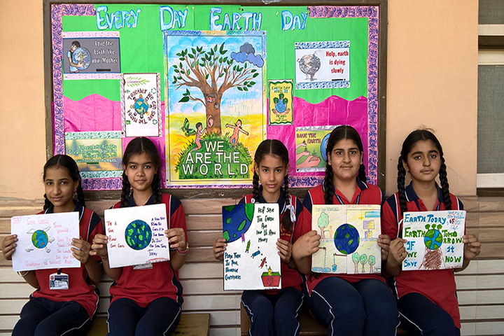 Sarvhitkari Vidya Mandir-Earth Day