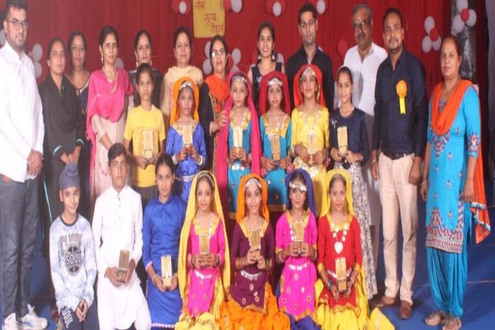 Sh Surender Kumar Gupta Saruhitkari Vidya Mandir-Fancy Dress
