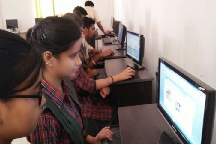Shivalikwala Doon School-Computer Lab