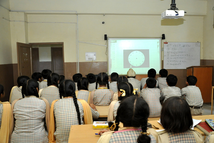 Shiwalik Public School-Digital Class Room