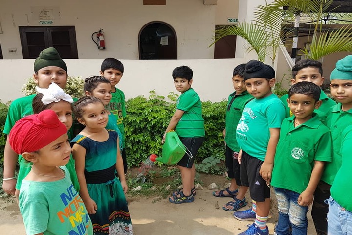 Shree Hanumat International Public School-World Environment Day