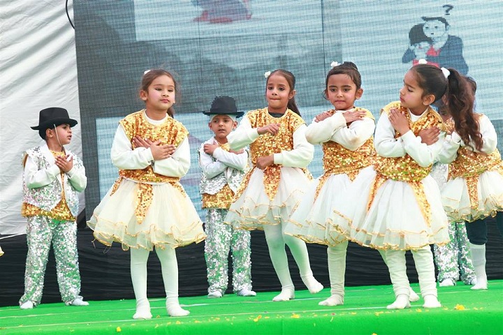 Shri Dasmesh Public Senior Secondary School-Dance