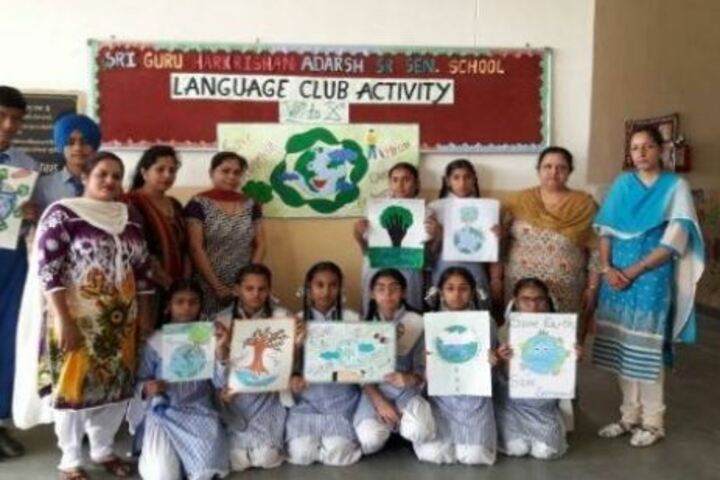 Shri Guru Harkrishan Adarsh Senior Secondary School-Drawing Activity
