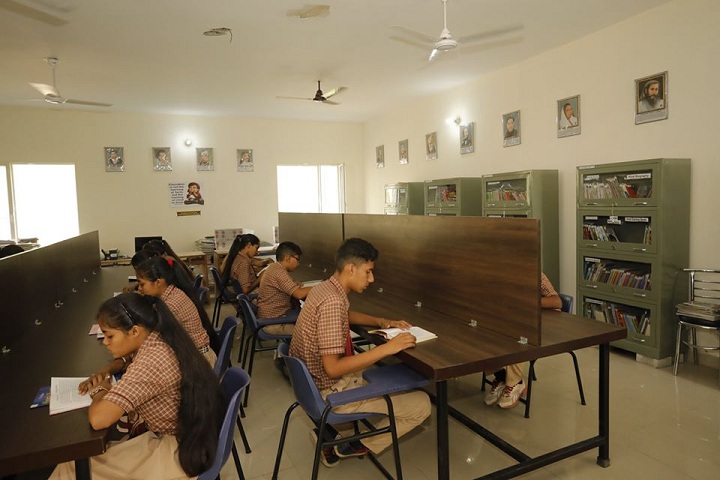 Shri Guru Ravi Dass Public School-Reading Room