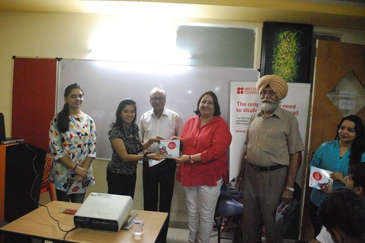 Sidana International School-Smart Class