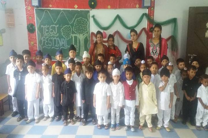 Sir Marshal School-Teej Competition