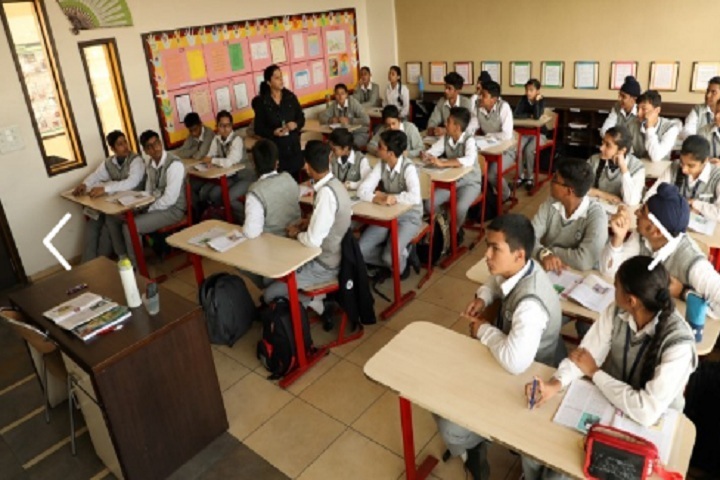 Smart Wonders School-Classrooms