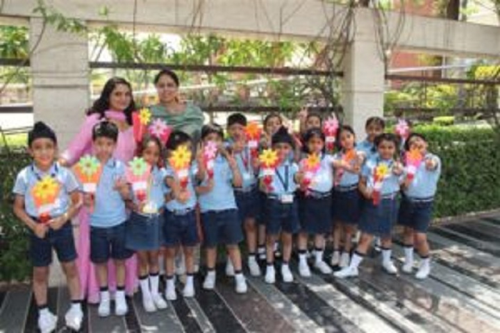 Smart Wonders School-Mothers Day
