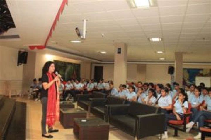 Smart Wonders School-Workshop