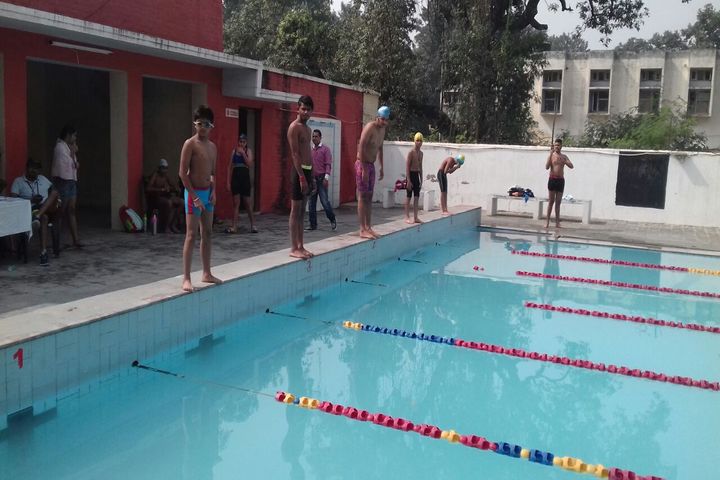 Smt Karam Bai Dav Centenary Public School-Swimming Pool