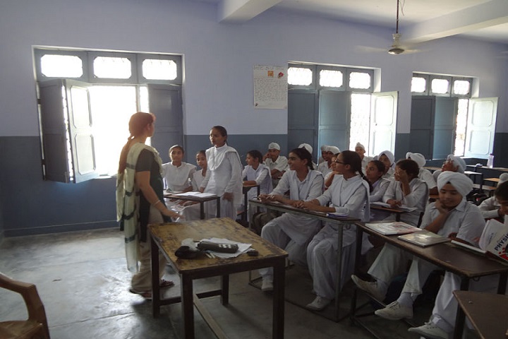Sri Guru Hakrishan Senior Secondary Public School-Classroom