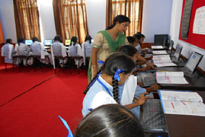 Sri Guru Harkrishan Public School-IT-Lab