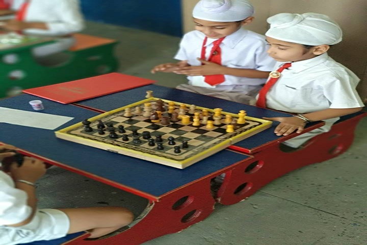 St Farid Public School-Games