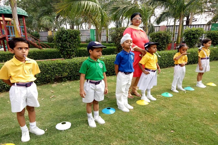 Stanford International School-Spoon-Race