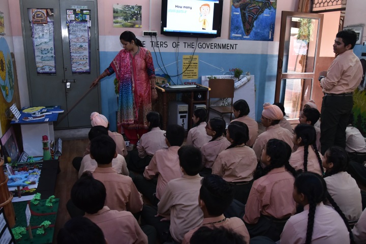 Swami Sant Dass Public School-Social Lab