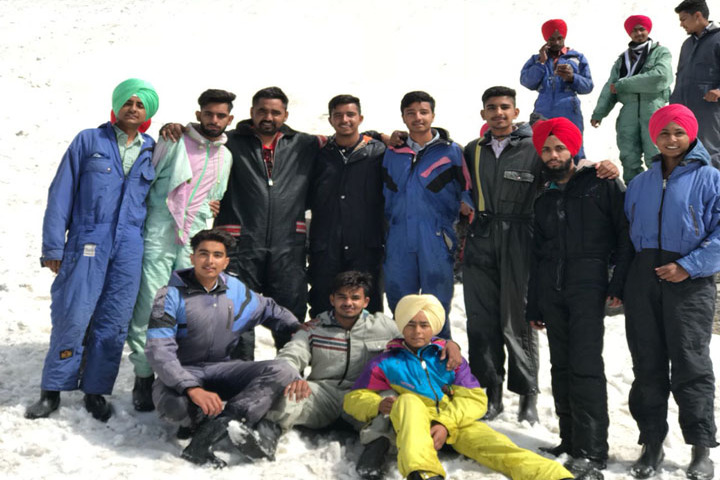 Taj Public School-Trip
