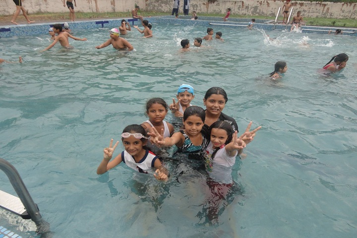 Takshila School-Swimming-pool