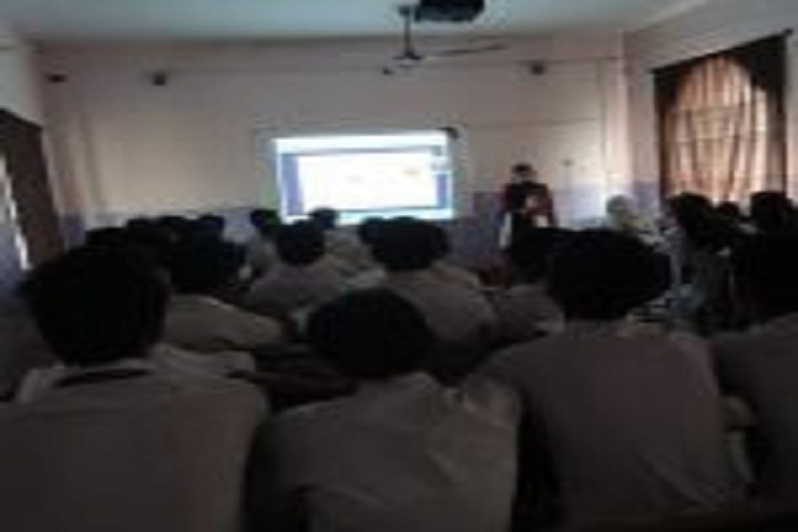 Kainat International School-Smart Classroom