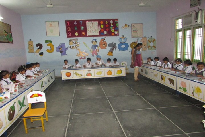 The Cambridge School-Digital Class Room