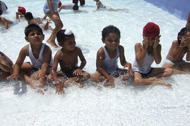 The Helix Oxford Smart School-Swimming-Pool1