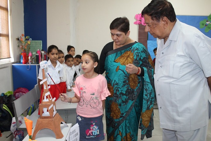 The Nobel School-Exhibition