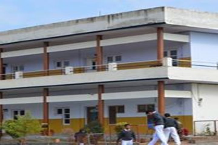 The Senior Scholar School-Campus