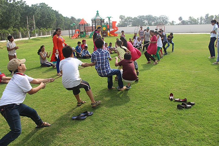 The Unirise World School-summer camp