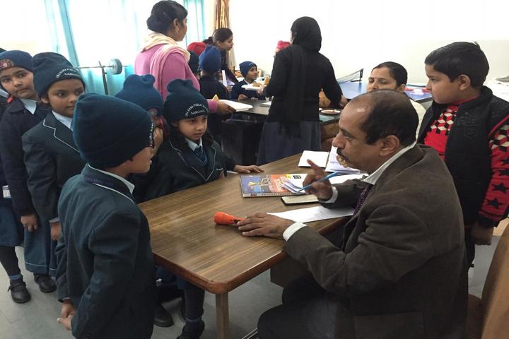 Uma Rana Public School-Medical Camp