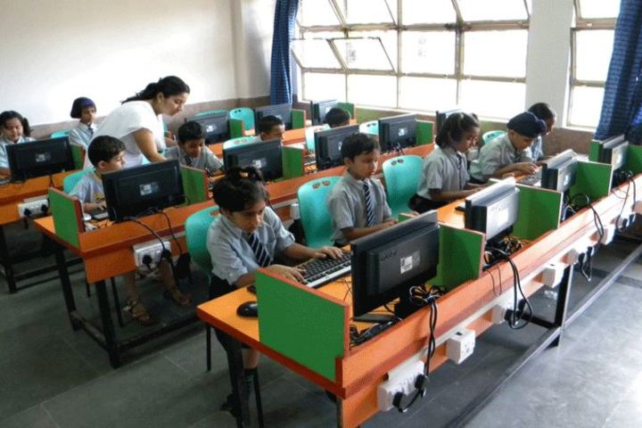 Universal Academy-Computer Lab