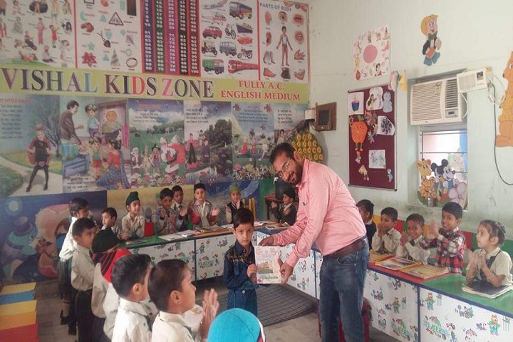 Vishal Public Senior Secondary School-Nursery room
