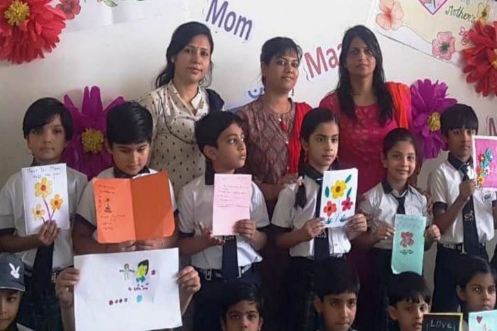 Adarsh International School-Mothers Day