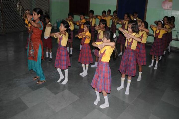 Aklank Public SchoolDance