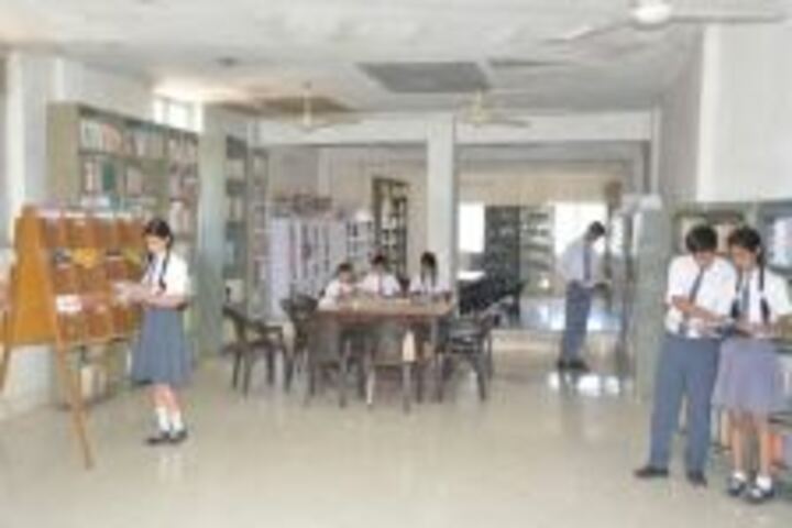Aklank Public SchoolLibrary