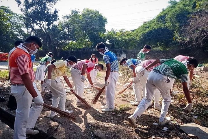 Alok Senior Secondary School-Swachh Abhiyan