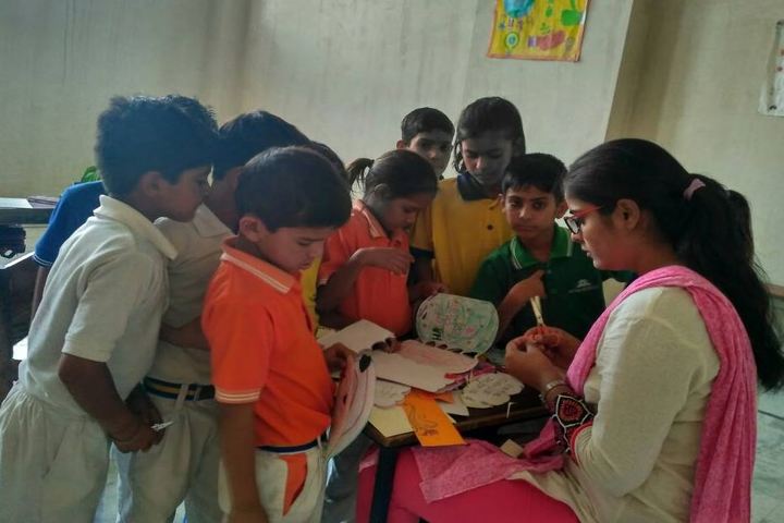 Alpha Academy-Art and Craft Classes