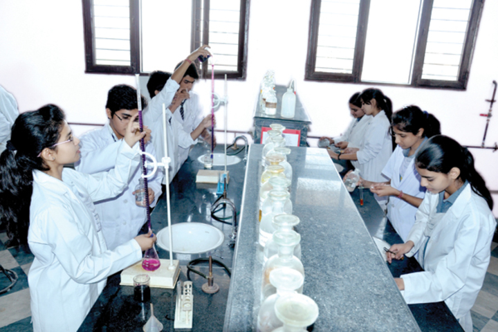 Apex International School-Chemestry Lab