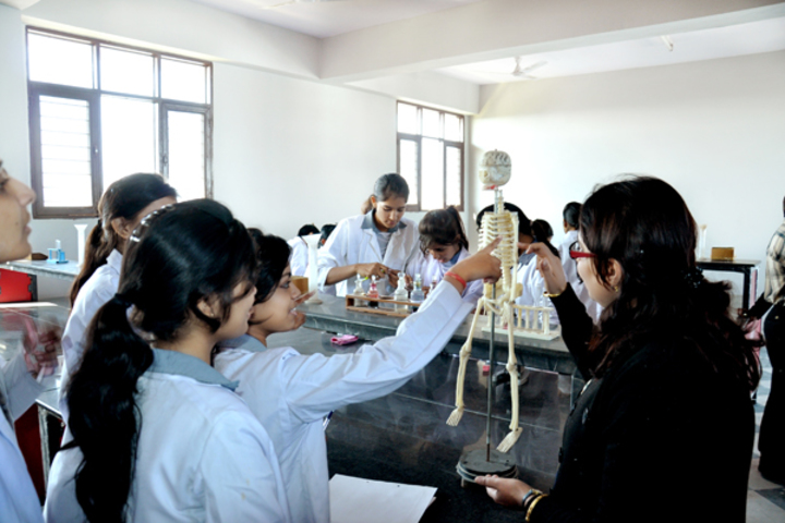 Apex International School-Biology lab