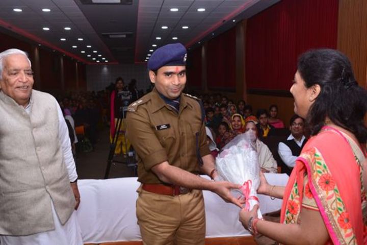 Apex International School-Annual Prize Distribution
