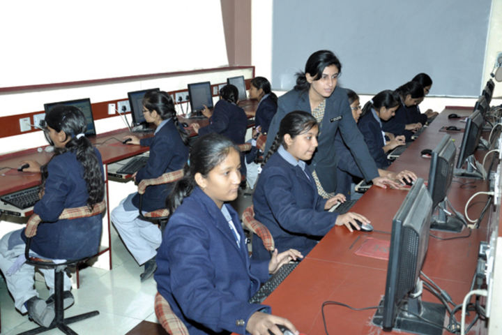 Apex International School-Computer Lab