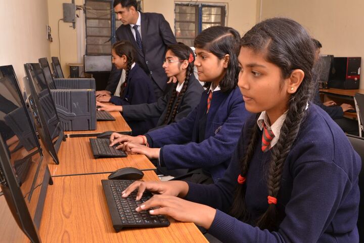 Army Public School-Computer Lab