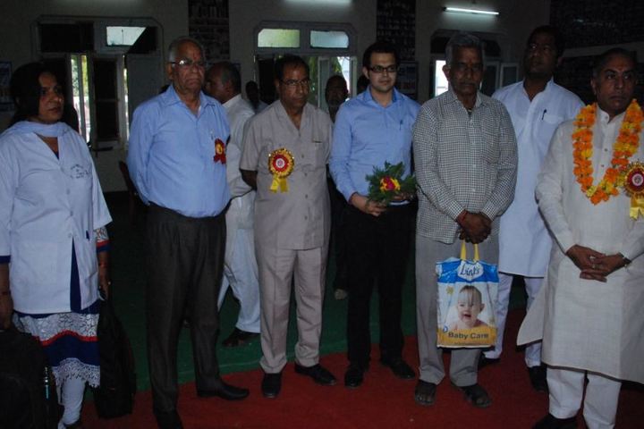 Arorvansh Public School-Health Camp