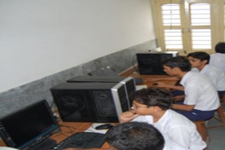 Bal Niketan Gandhi Seva Sadan-Computer Lab