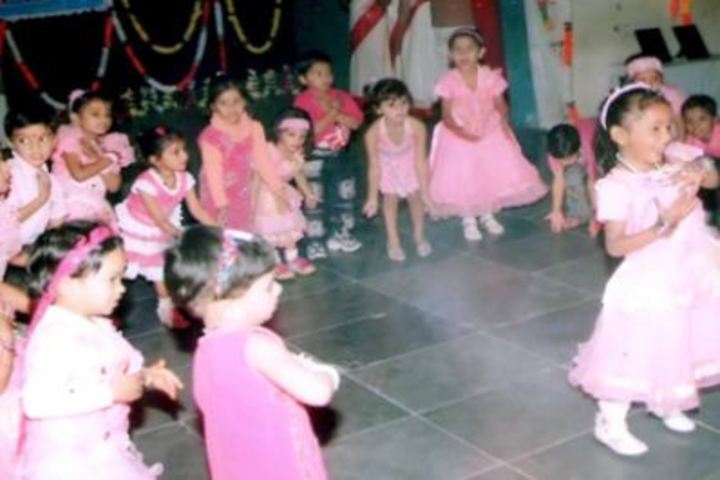 Bal Niketan Gandhi Seva Sadan-Dance