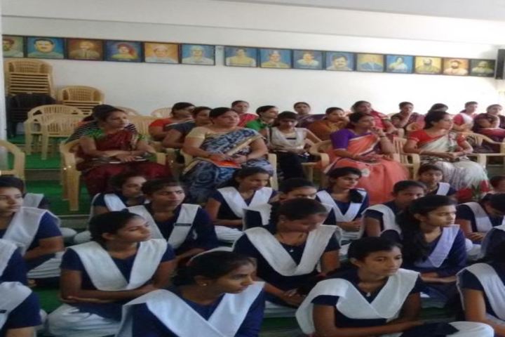 Bal Niketan Gandhi Seva Sadan-Students Attendind Seminar