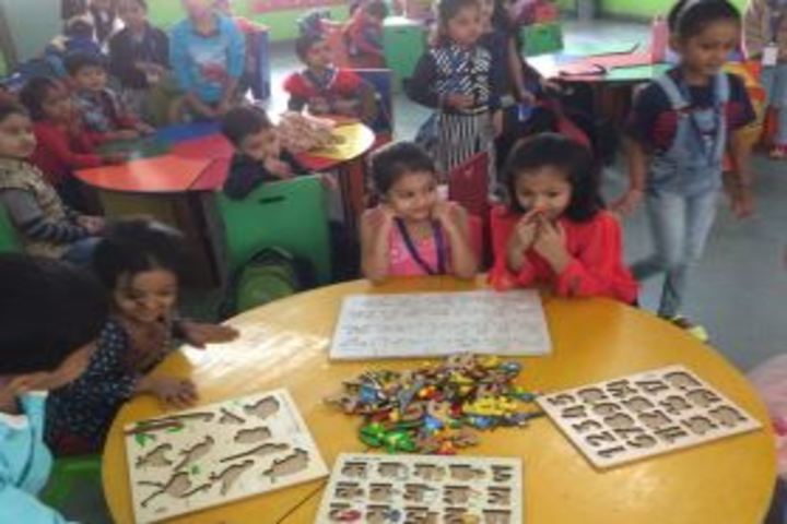 Banyan Tree School-Art and Craft