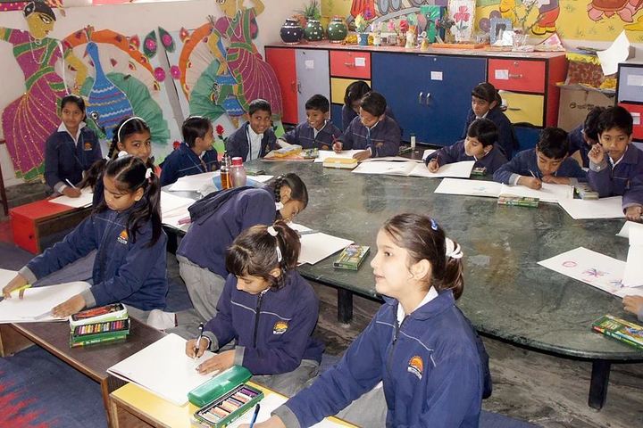 Beetles International School-Art and Craft