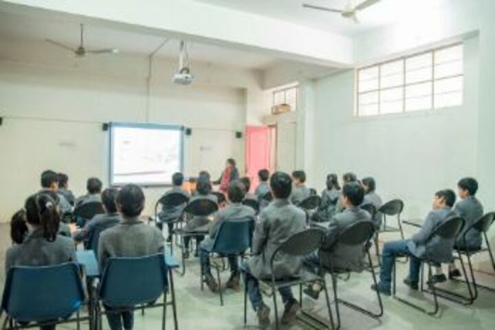Bhabha Public School-Digital Class Room