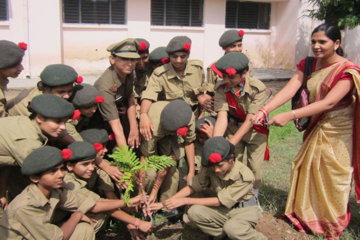 Bhuvnesh Bal Vidyalaya-Tree Planatation