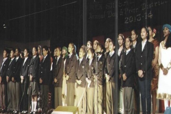 Birla Shishu Vihar Vidya Vihar-Singing